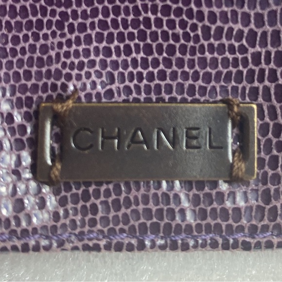 CHANEL Lilac Lizard Embossed Goat Skin Top - Picture 2 of 10